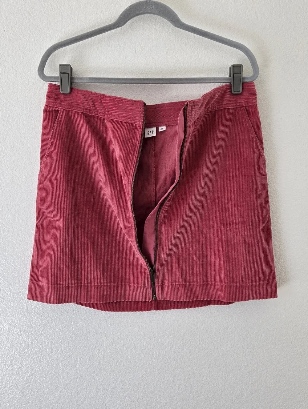 GAP Corduroy Mini Skirt Womens 12 Pink Full Zip Front Cotton A-Line Magenta New